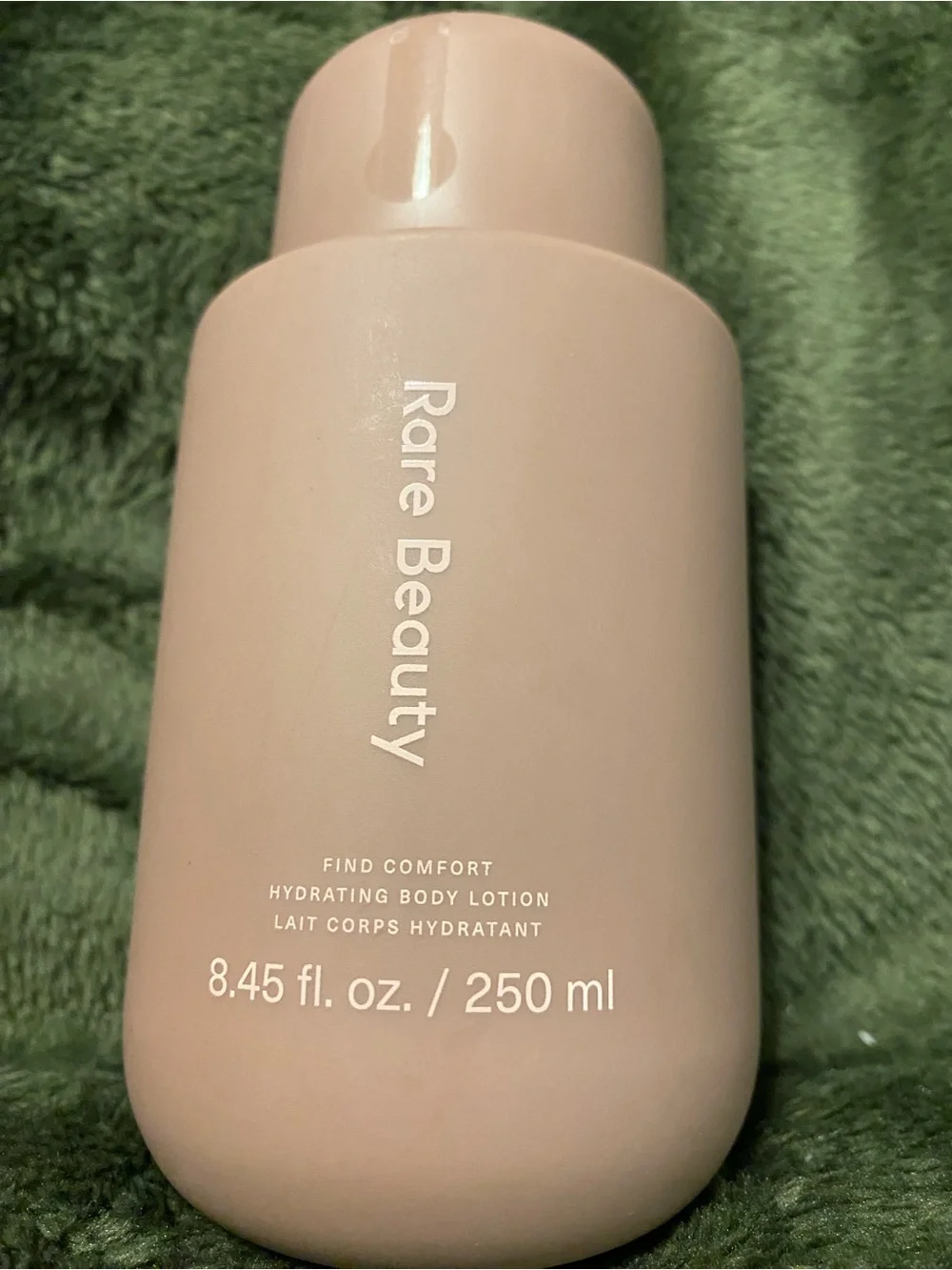 Rare Beauty Hydrating Body Lotion — Soft Blush